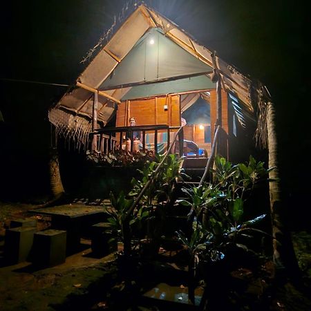 Brookline Safari Resort Udawalawe Bagian luar foto