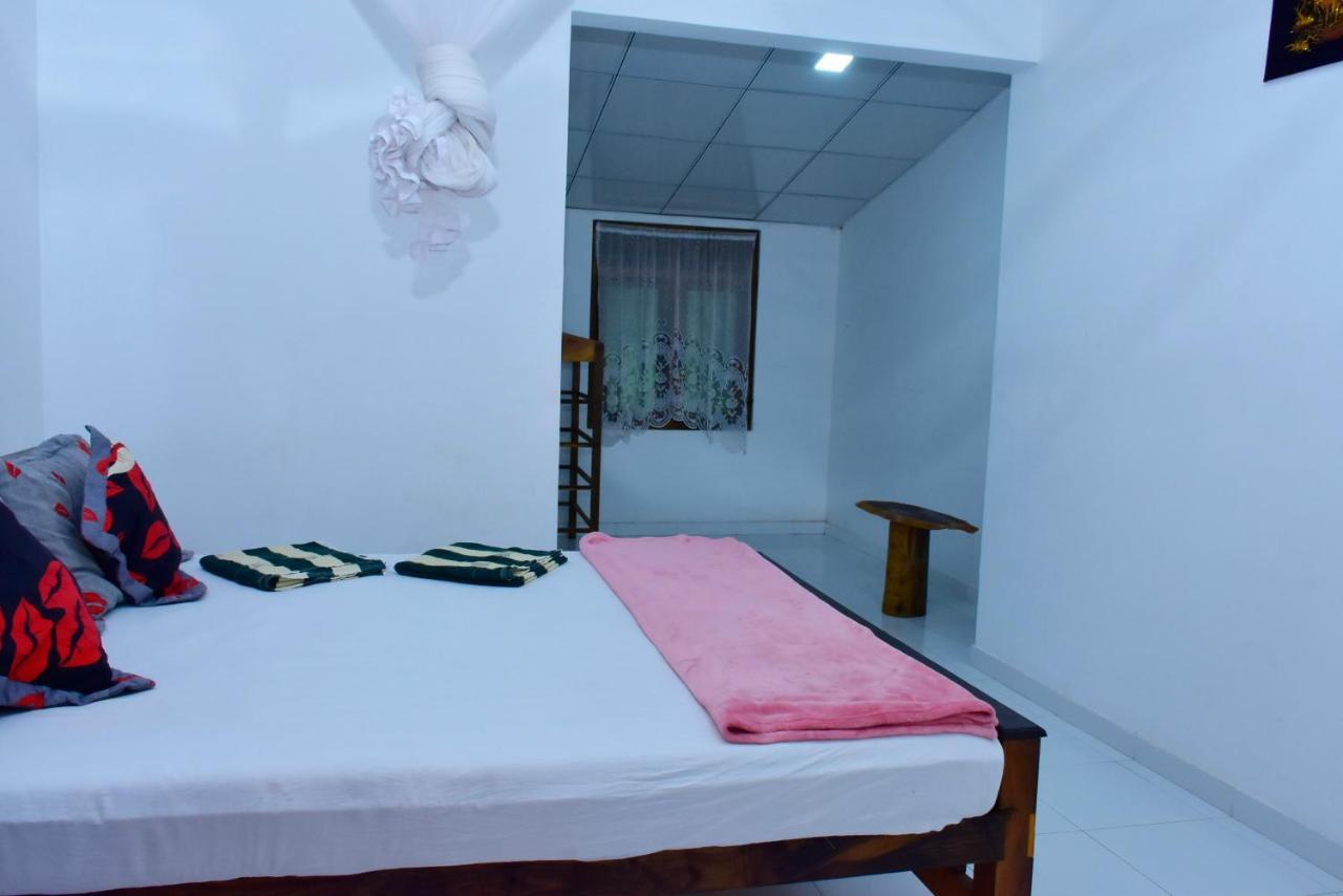 Brookline Safari Resort Udawalawe Bagian luar foto
